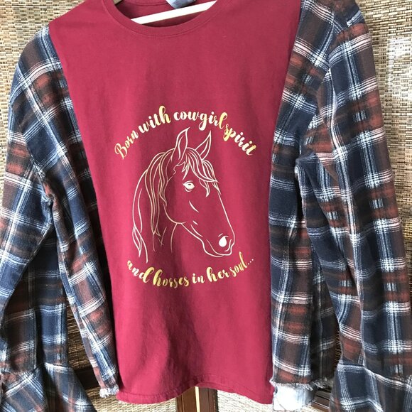 Reworked Flannel Tee, Size M-L: Oversized Upcycled Cowgirl Horse Graphic T-Shirt - Picture 5 of 8